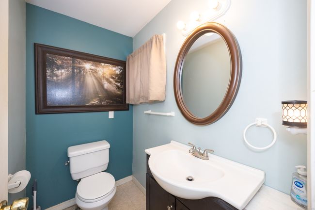32 High St, House other with 4 bedrooms, 2 bathrooms and 4 parking in Killingly CT | Image 13