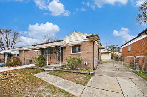 23920 Winifred Ave, Warren, MI, 48091-3296 | Card Image