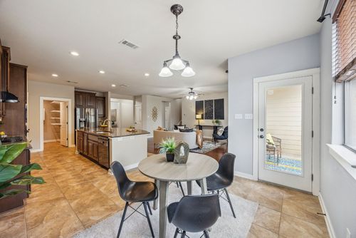 323 Rosemary Holw, Buda, TX, 78610-5124 | Card Image