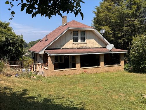 40 Rosewood Dr, Charleroi, PA, 15022-2285 | Card Image