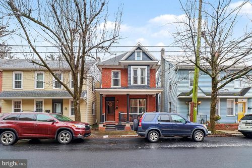 24 E Orange St, LITITZ, PA, 17543-1936 | Card Image