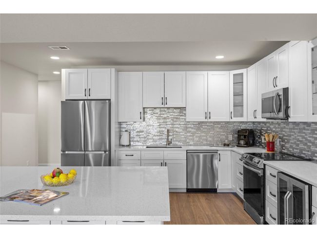 7166 S Vandriver Way, House other with 6 bedrooms, 5 bathrooms and null parking in Aurora CO | Image 35