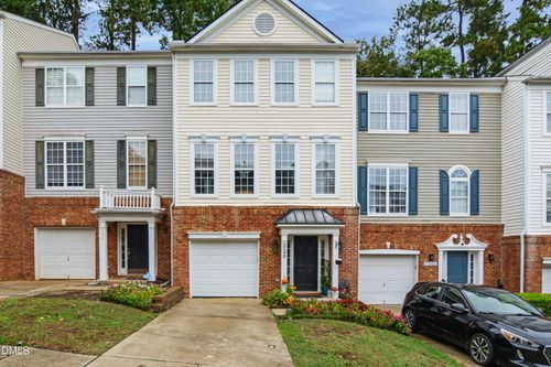 5548 Red Robin Rd, Raleigh, NC, 27613-7065 | Card Image