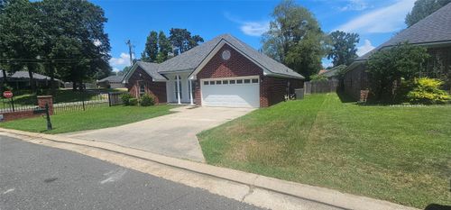 168 Dogwood South Ln, Haughton, LA, 71037-7512 | Card Image