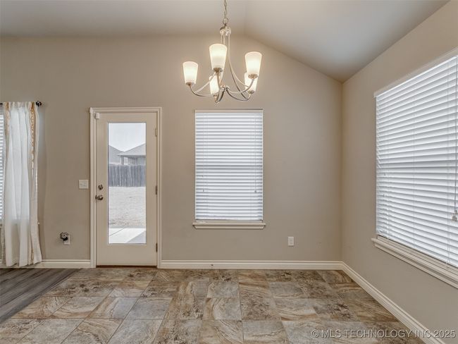 13 Evermore Ln, House other with 3 bedrooms, 2 bathrooms and null parking in Yukon OK | Image 19