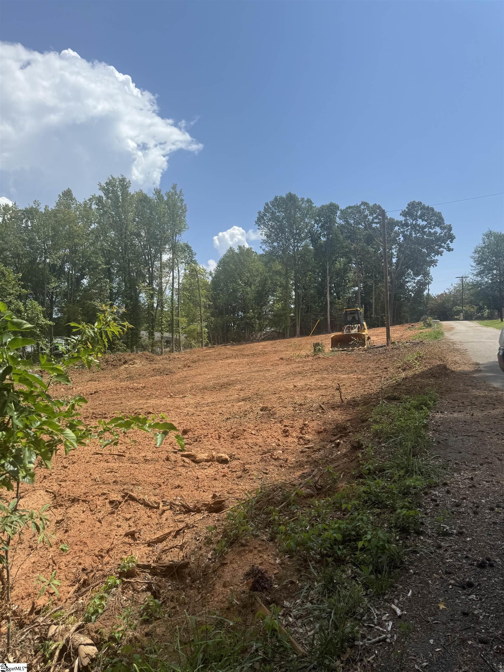 Land in Anderson 2