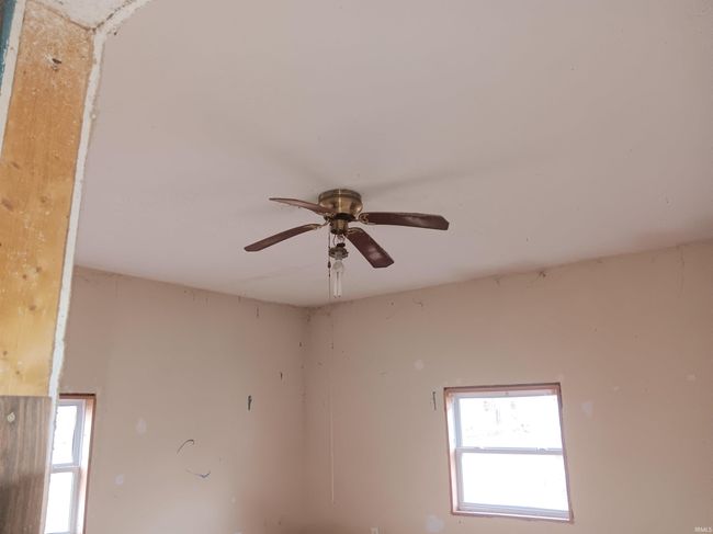 7775 E Church St, House other with 5 bedrooms, 1 bathrooms and null parking in Dugger IN | Image 23