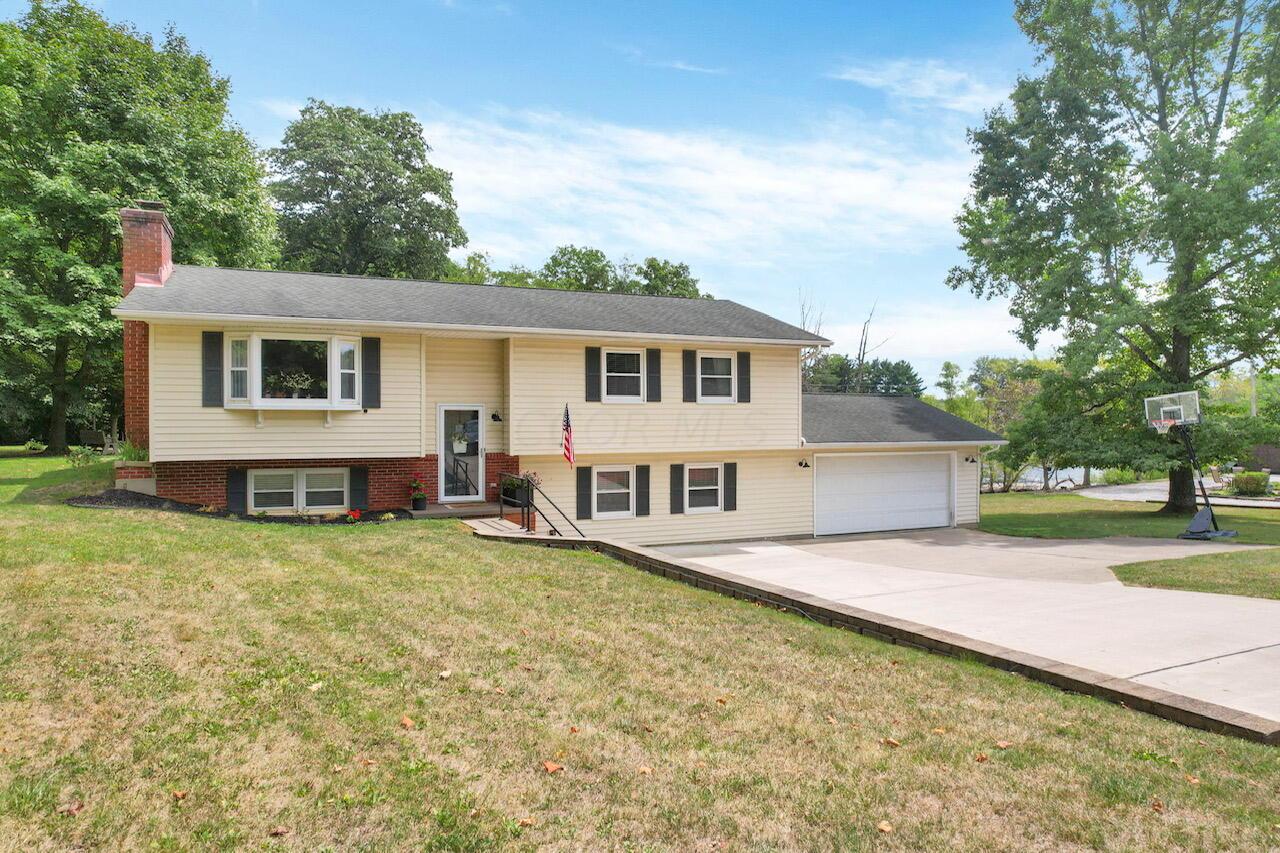 Meadowbrook Dr, Lancaster, OH 43130