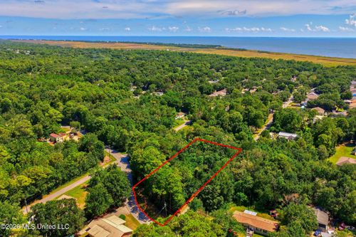 1808 S 8th Street, Ocean Springs, MS, 39564 | Card Image