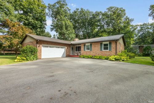 16580 Gerald St, Granger, IN, 46530-7400 | Card Image