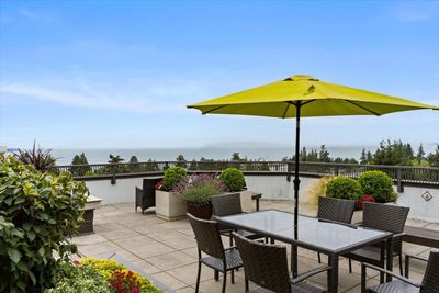 304 - 1480 Foster St, Condo with 1 bedrooms, 1 bathrooms and 1 parking in White Rock BC | Image 3