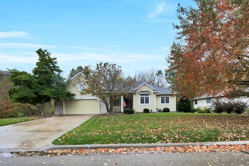 1134 Valley View Rd, Lake City, MN, 55041-2132 | Card Image