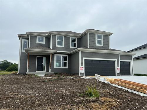 18805 W 169th Ter, Olathe, KS, 66062-2837 | Card Image