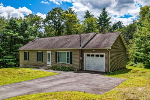 9 W Peenpack Trl, Sparrow Bush, NY, 12780-5004 | Card Image