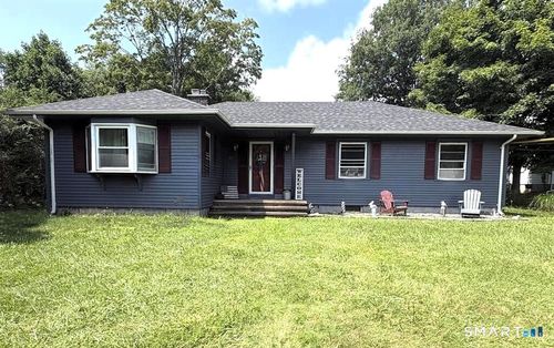 39 Grove St, Wallingford, CT, 06492-1606 | Card Image