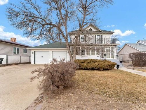 134 3 St Sw, Medicine Hat, AB, T1A4C3 | Card Image