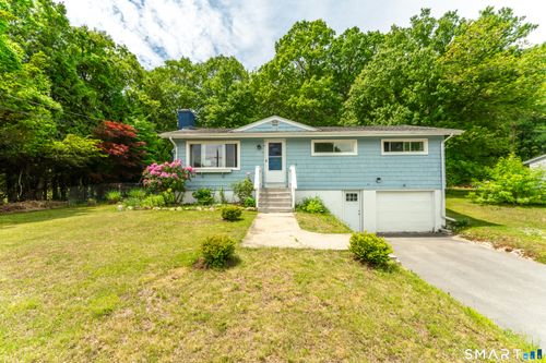 20 Carol Dr, Uncasville, CT, 06382-2008 | Card Image