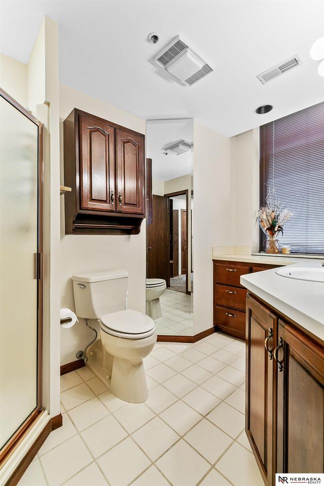APT-304 - 128 N 13 Th St, Condo with 3 bedrooms, 3 bathrooms and 2 parking in Lincoln NE | Image 18