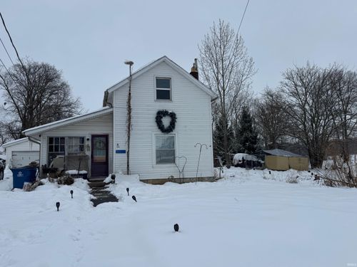 305 S Mckee St, Macy, IN, 46951-4209 | Card Image