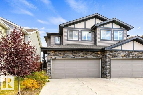 9355 Pear Link Sw, Edmonton, AB, T6X2V9 | Card Image