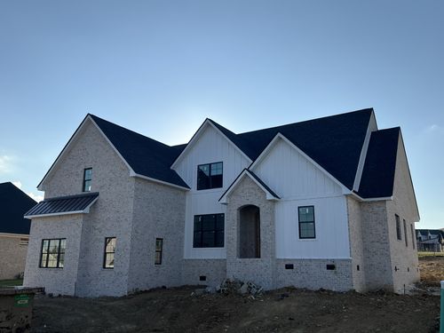 307 Oaks Xing, Lebanon, TN, 37087-5333 | Card Image