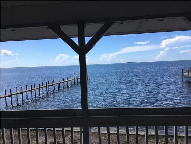 2074 Hwy 98 W, House other with 4 bedrooms, 3 bathrooms and 6 parking in Carrabelle FL | Image 24