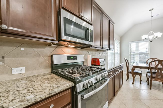 2012 Post Oak Ct, House other with 4 bedrooms, 2 bathrooms and 3 parking in Pearland TX | Image 14