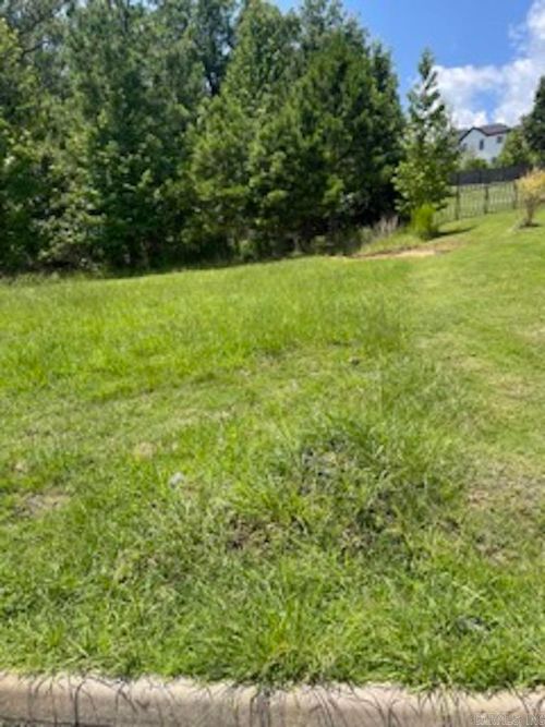 109 Navajo Trl, Maumelle, AR, 72113-5871 | Card Image