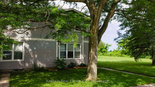 28 St Charles Pl, Clinton, ON, N0M1L0 | Card Image