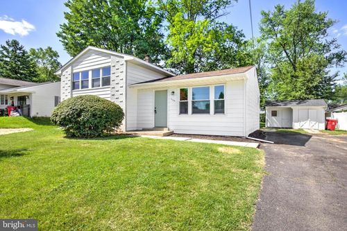 1104 Fitch Pl, WARMINSTER, PA, 18974-2608 | Card Image