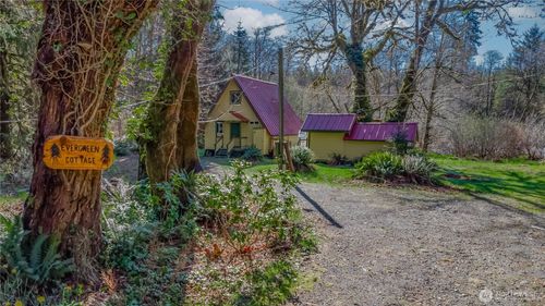 513 W Satsop Maple Gln, Elma, WA, 98541-9789 | Card Image