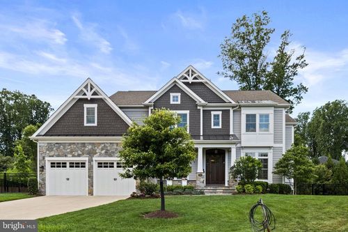 105 Mashie Ct Se, VIENNA, VA, 22180-4954 | Card Image