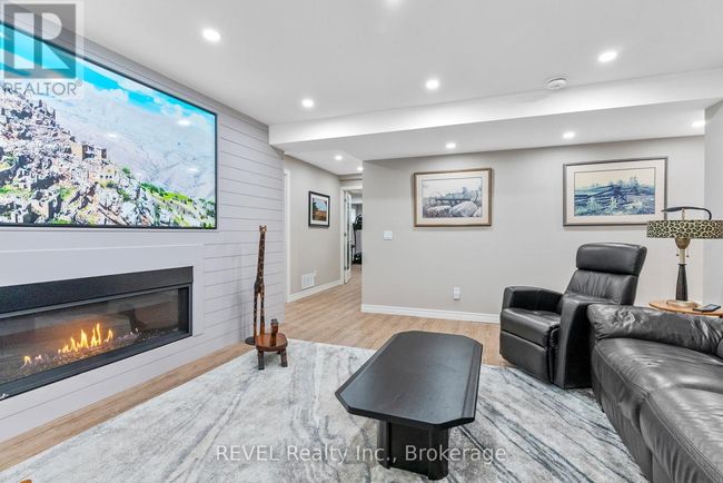 4 Tulip Tree Road, House other with 3 bedrooms, 3 bathrooms and 6 parking in Niagara-on-the-Lake (St. Davids) ON | Image 29