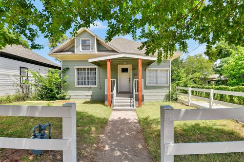 1101 Locust St, Fort Worth, TX, 76102-1318 | Card Image