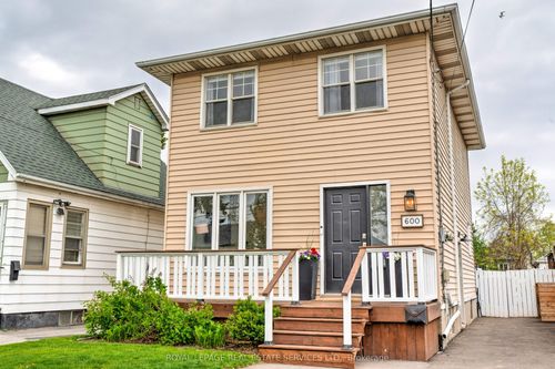 600 Quebec St, Hamilton, ON, L8H6V4 | Card Image