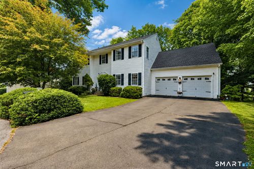 79-79 Old Colony Rd, Monroe, CT, 06468-1279 | Card Image