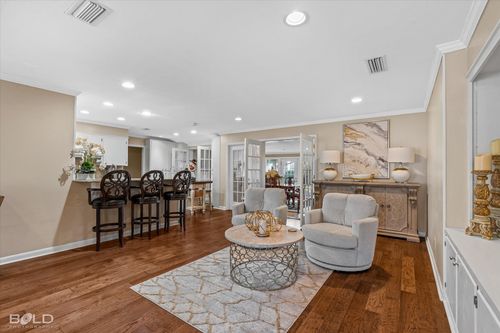 7626 University Dr, Shreveport, LA, 71105-5423 | Card Image