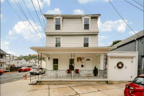 500 Pine St, TAMAQUA, PA, 18252-1416 | Card Image
