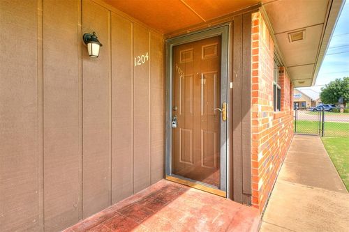 1204-1204 N Crawford Ave, Norman, OK, 73069-7869 | Card Image