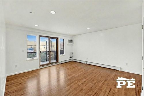 apt-2e-8895 26th Ave, Brooklyn, NY, 11214-6610 | Card Image
