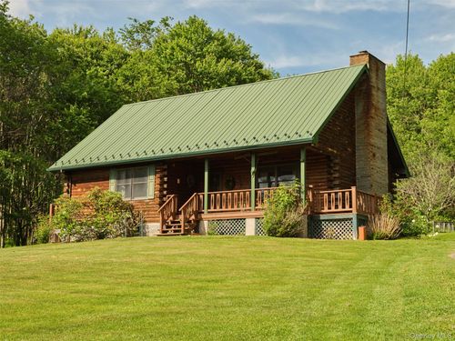 129 Elk Point Rd, Livingston Manor, NY, 12758-8823 | Card Image