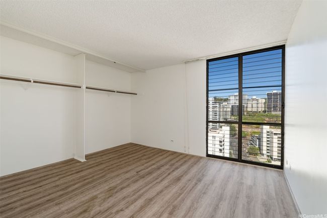 APT-2006 - 1201 Wilder Ave, Condo with 2 bedrooms, 1 bathrooms and 1 parking in Honolulu HI | Image 8