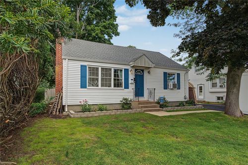 1349 W Shore Rd, Warwick, RI, 02889-4543 | Card Image