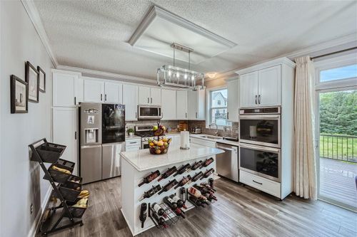 3392 N View Ln, Woodbury, MN, 55125-8401 | Card Image