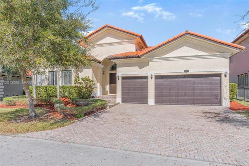 7551 Sw 187th St, Cutler Bay, FL, 33157-7313 | Card Image
