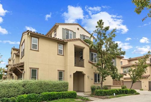 5300 Fioli Loop, San Ramon, CA, 94582 | Card Image