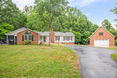 140 Monacan Park Rd, Madison Heights, VA, 24572-6167 | Card Image
