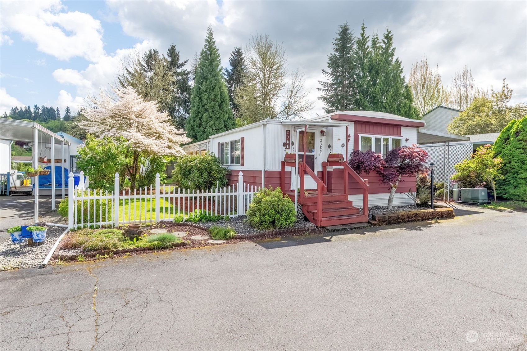 Mockingbird Ln, Kelso, WA 98626