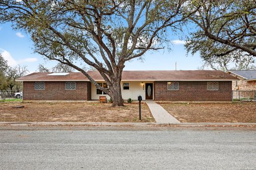 330 Chaparral, Pleasanton, TX, 78064-3906 | Card Image