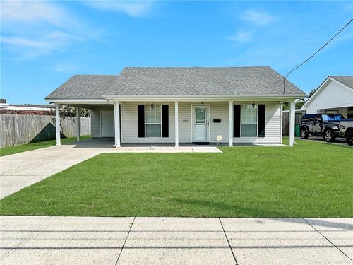 4505 13th St, Marrero, LA, 70072-3821 | Card Image